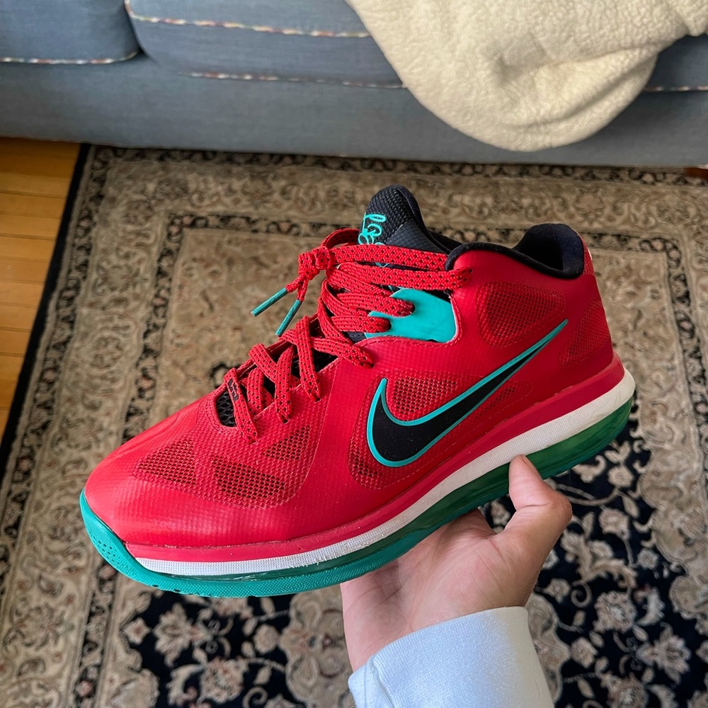 Lebron 9 Low Liverpool